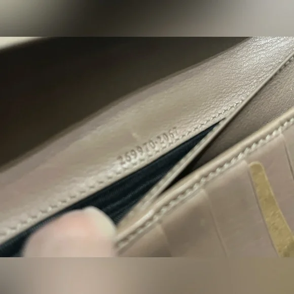 Gucci Wallet - Picture 4 of 13